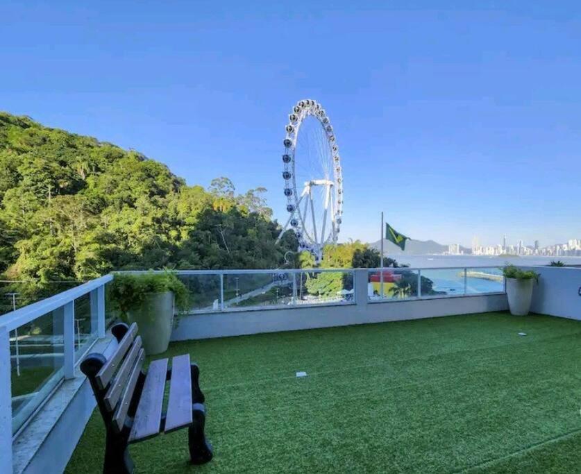 Piscina A Beira-Mar, Tranquilidade E Qualidade No Melhor De Bc Balneário Camboriú Exterior foto